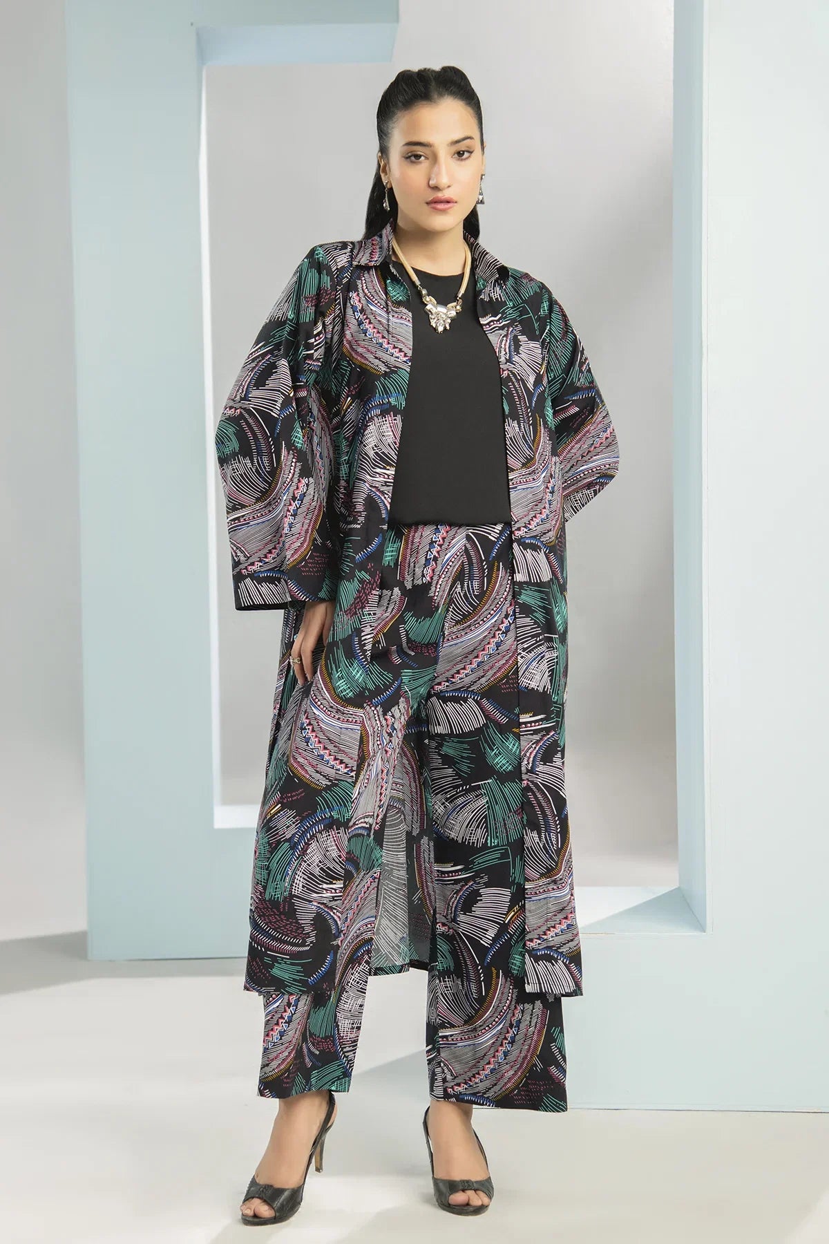 Floral Shrug 3 Piece CC03