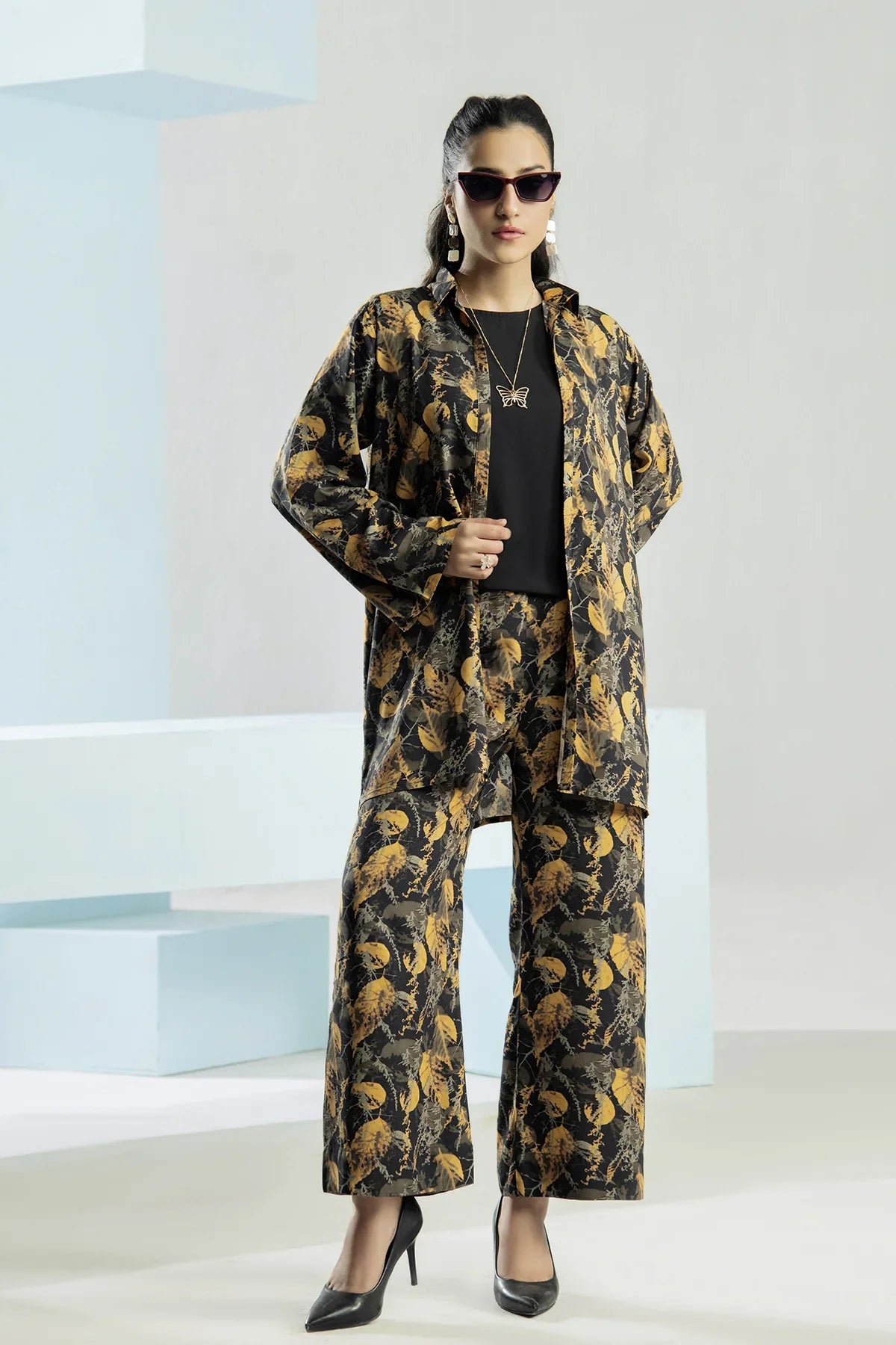 Floral Shrug 3 Piece CC01