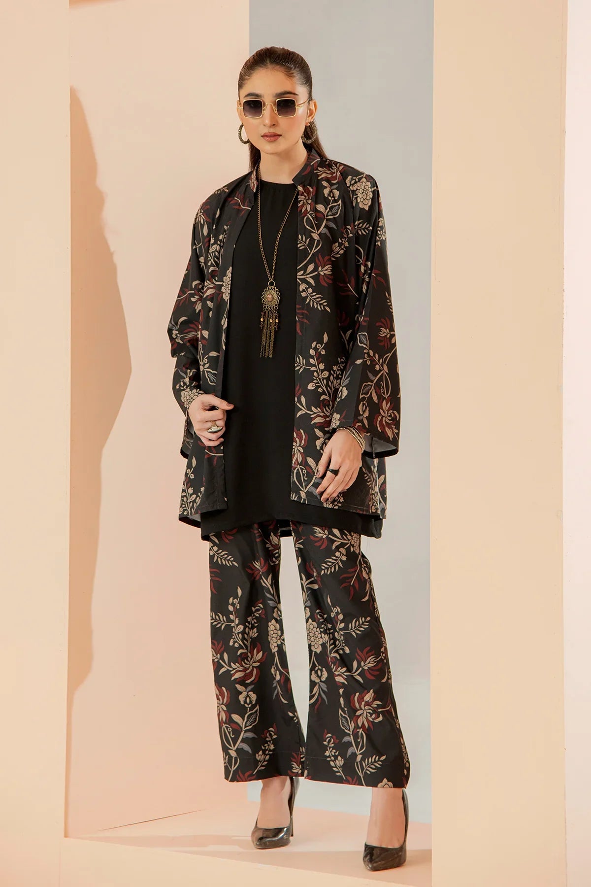 Floral Shrug 3 Piece CC04